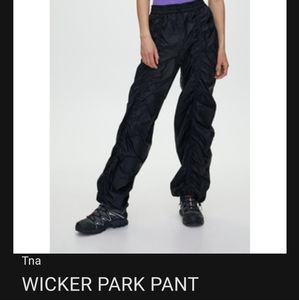 Aritzia TNA Wicker Park Pant black